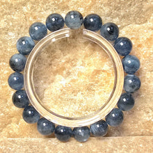 將圖片載入圖庫檢視器 魔鬼海藍寶功效全解析|科學能量實證與冥想防護首選