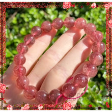 將圖片載入圖庫檢視器 【 鴿血紅草莓水晶】紅草莓晶功效、 能量、紅草莓晶脈輪、紅草莓晶戴左右手? 紅草莓晶净化與禁忌, 一文全面睇 - 香港水晶店推薦